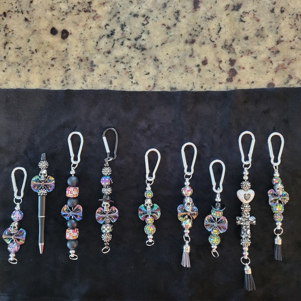 Sculls Beaded Keychain Purse Charm Backpack Phone Fob Festival Gift 2 Fo 15.!